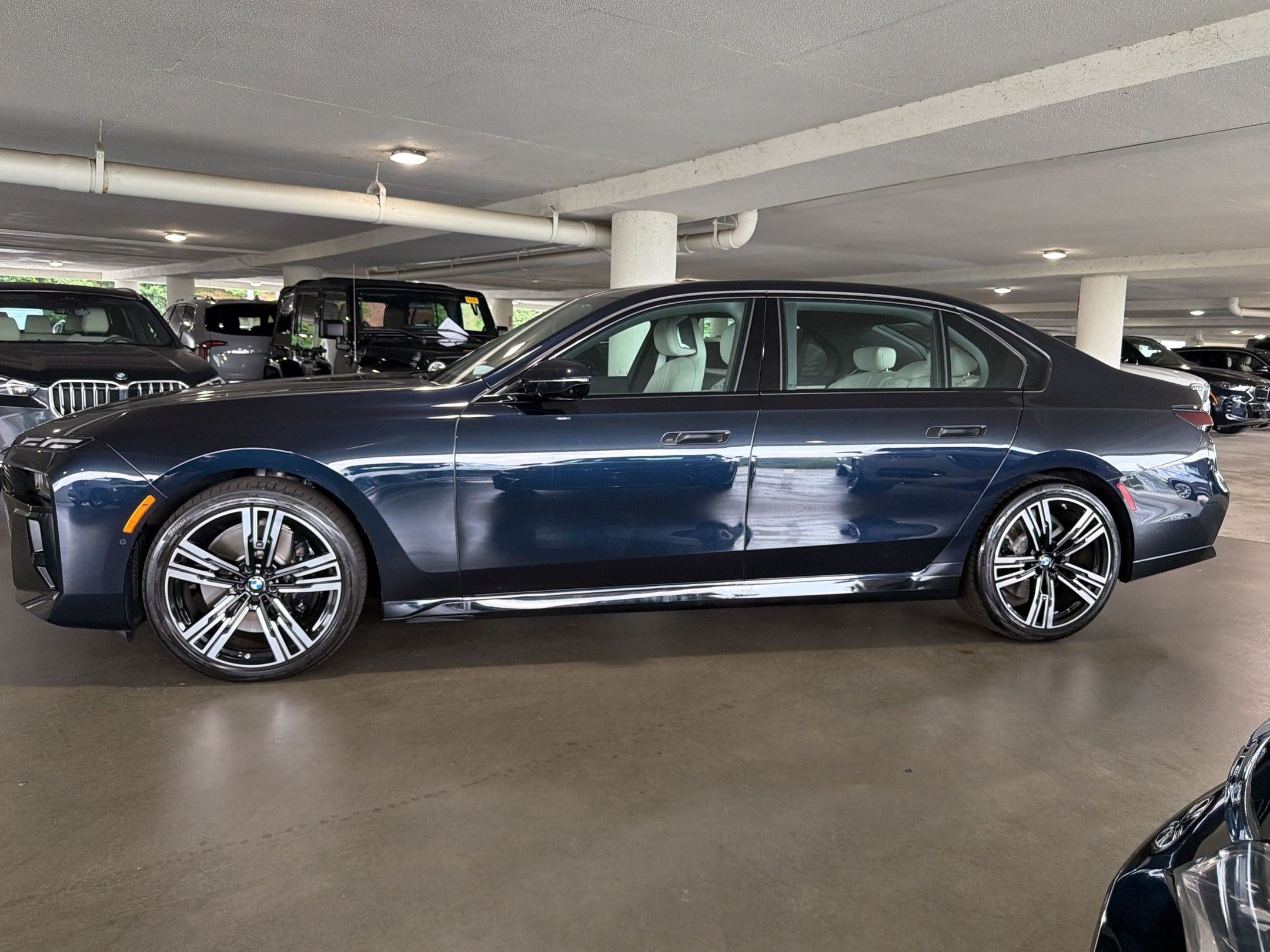 bmw 7 series 2024 WBA23EH07RCS57862 image bmw 7 series 2024 WBA23EH07RCS57862 image